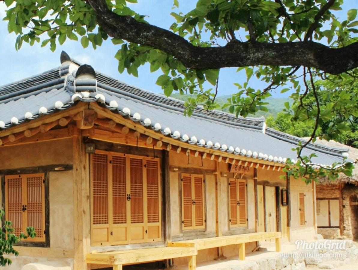 Jukheon Traditional House Andong Exterior photo